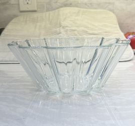 PYREX FRANCE Fluted bowl