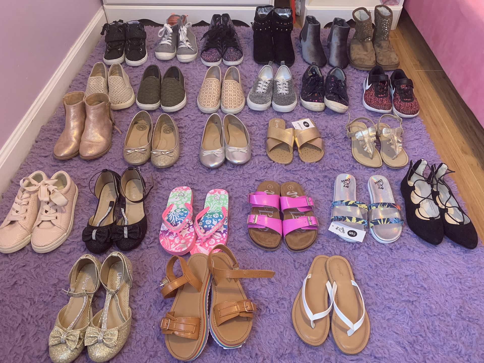 Girls shoe lot