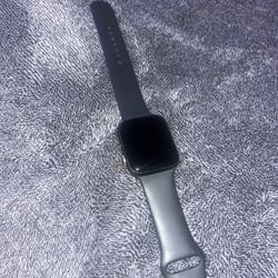 Apple Watch Series 4 $100