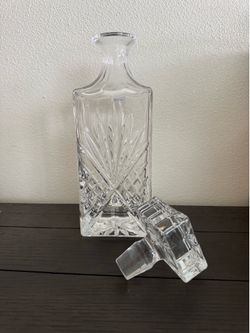 Crystal liquor decanter