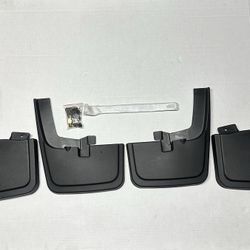 15-18 Ford F150 with OE Wheel Lip Moulding Mud Guard Splash Flaps