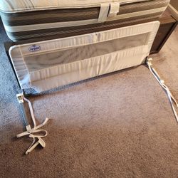 Regalo Bed Rail.