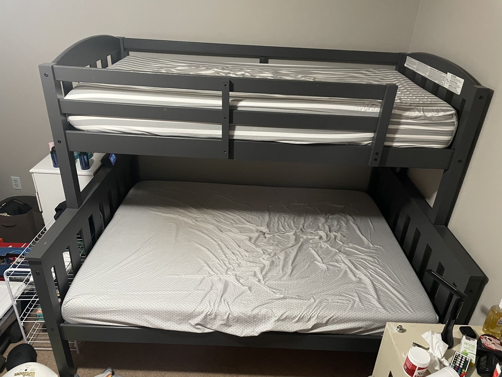 Twin Over Full Bunk Bed 