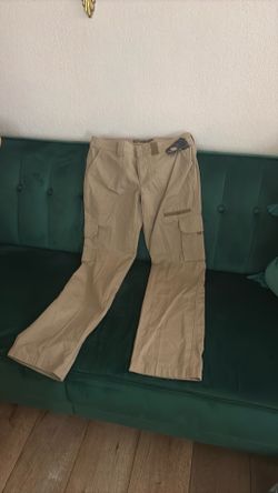 khaki dickies