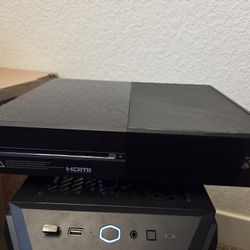 X BOX ONE 1TB Storage- Great Condition 
