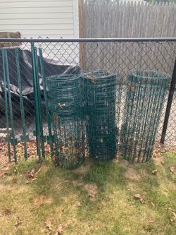 Wire fence