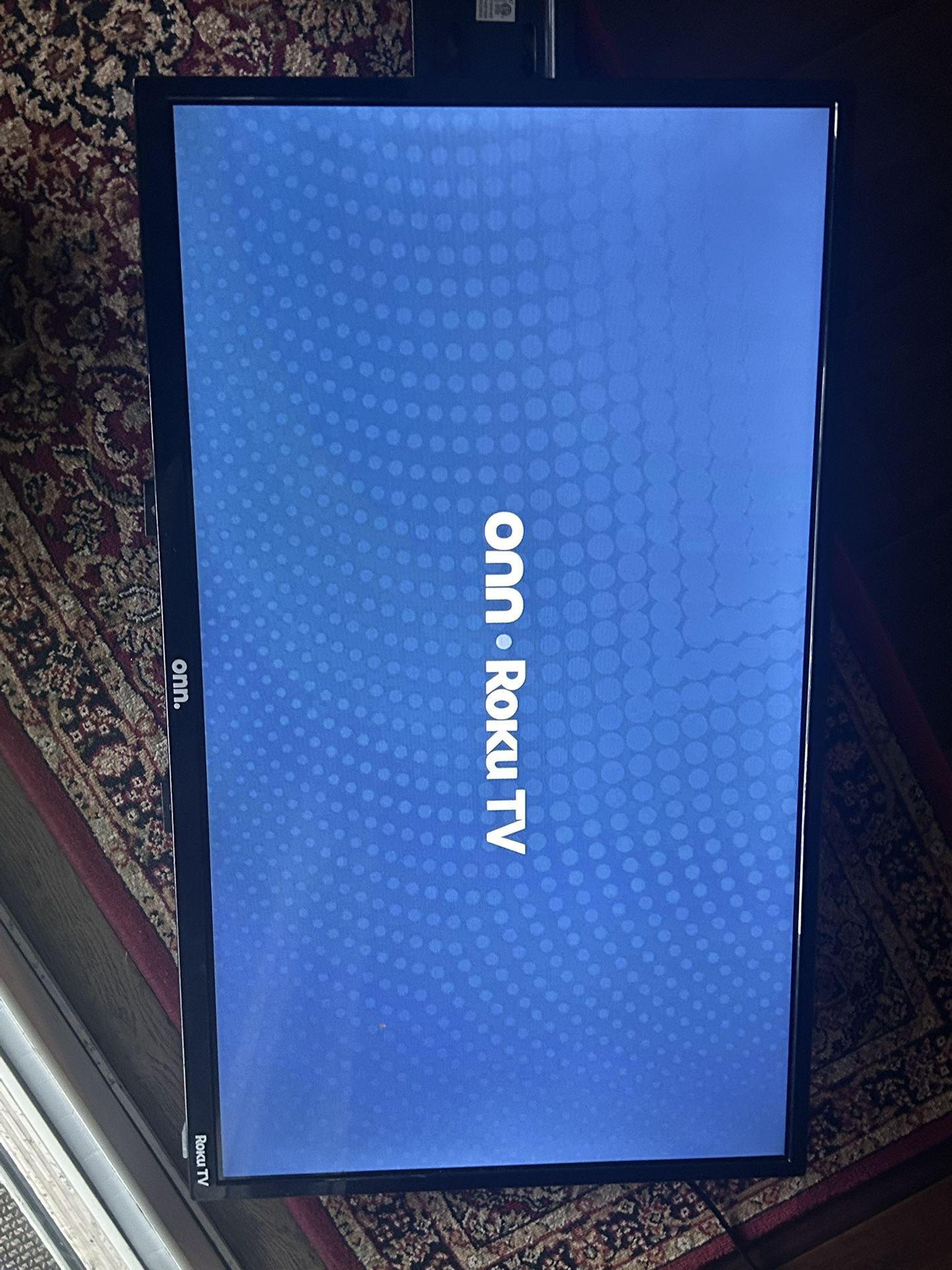 32 “ onn roku tv 
