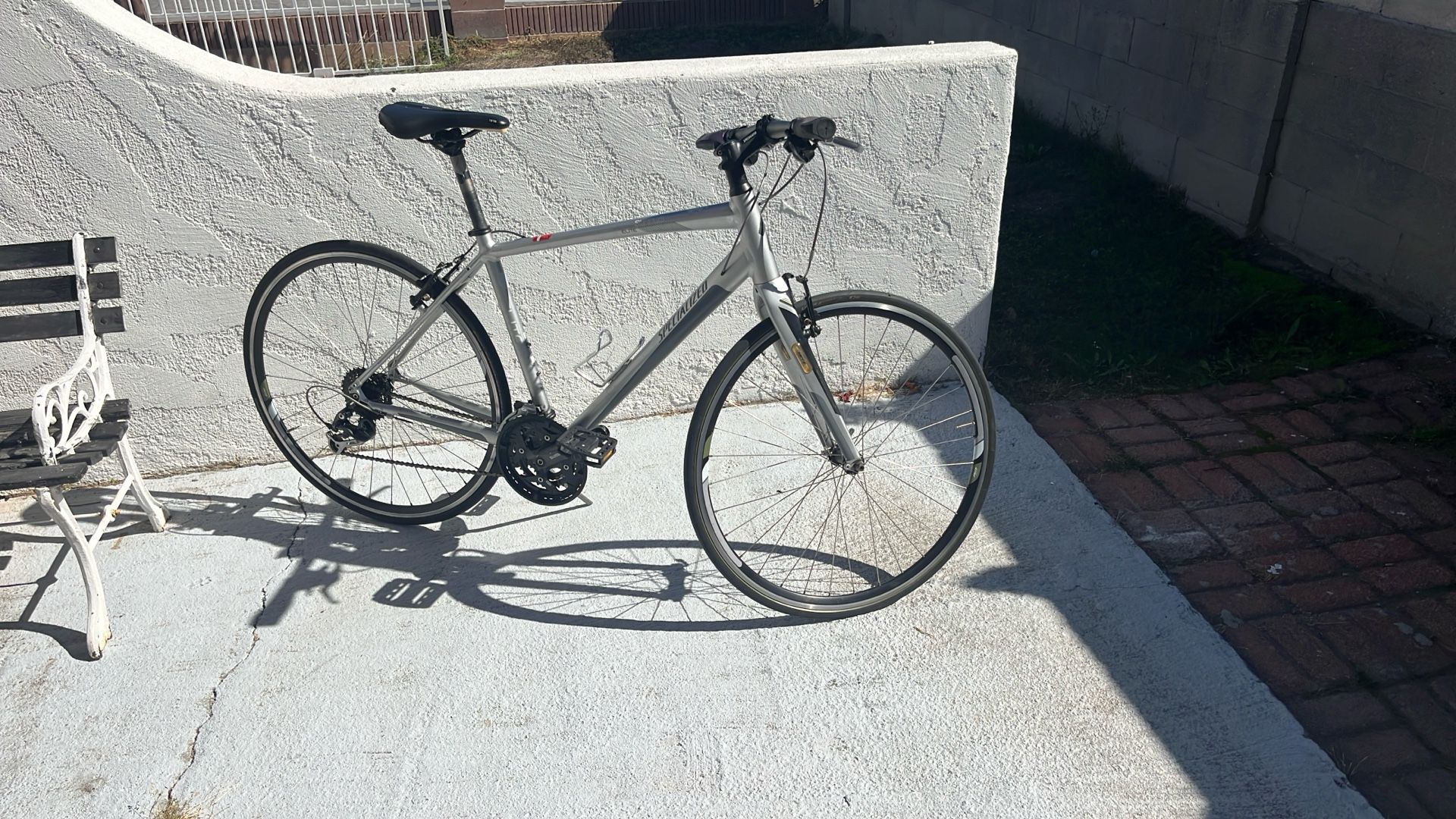 Specialized Sirrus Elite Bike 