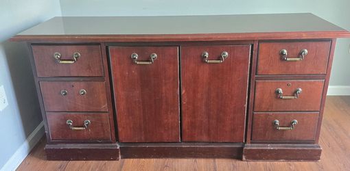 OFS Traditional Mahogany Storage Credenza – Great Flip Project!