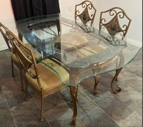Dining Room Table And Chairs