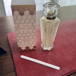 Royal Jelly Special Edition With 2 Gifts 