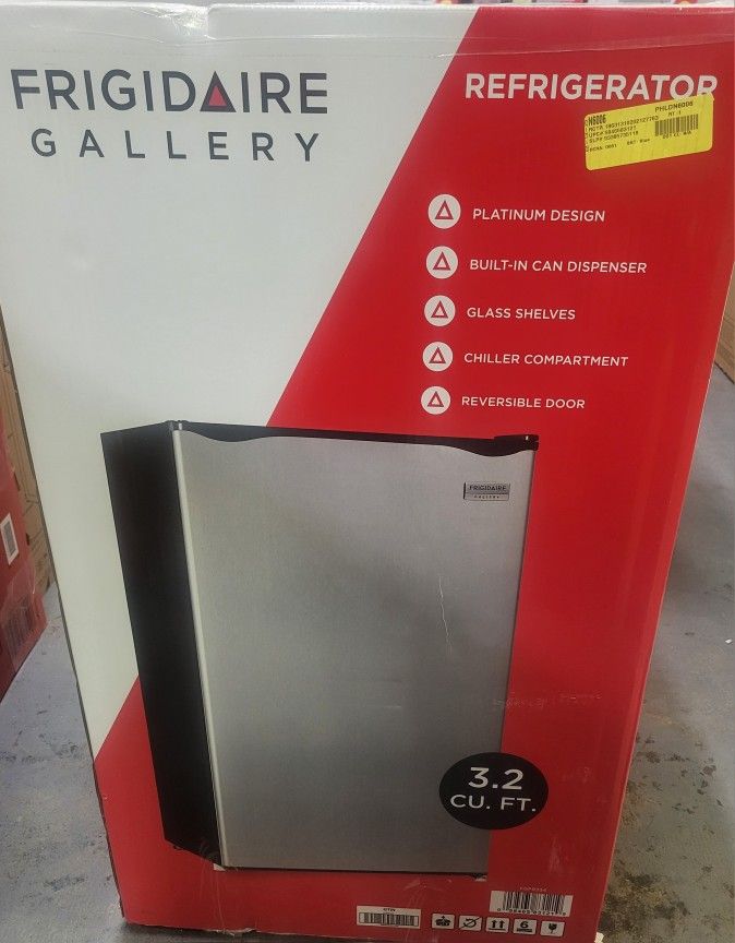 Refrigerators
Frigidaire 3.2 Cu. Ft. Refrigerator