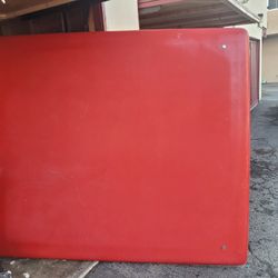 Bed Cover For  A  Truck