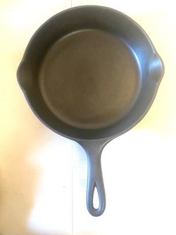 Vintage  Wagner Sidney “O” Cast Iron Skillet No. 6
