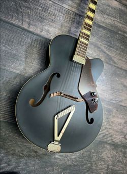 Gretsch synchromatic guitar !! 🎸  $500 or best offer!