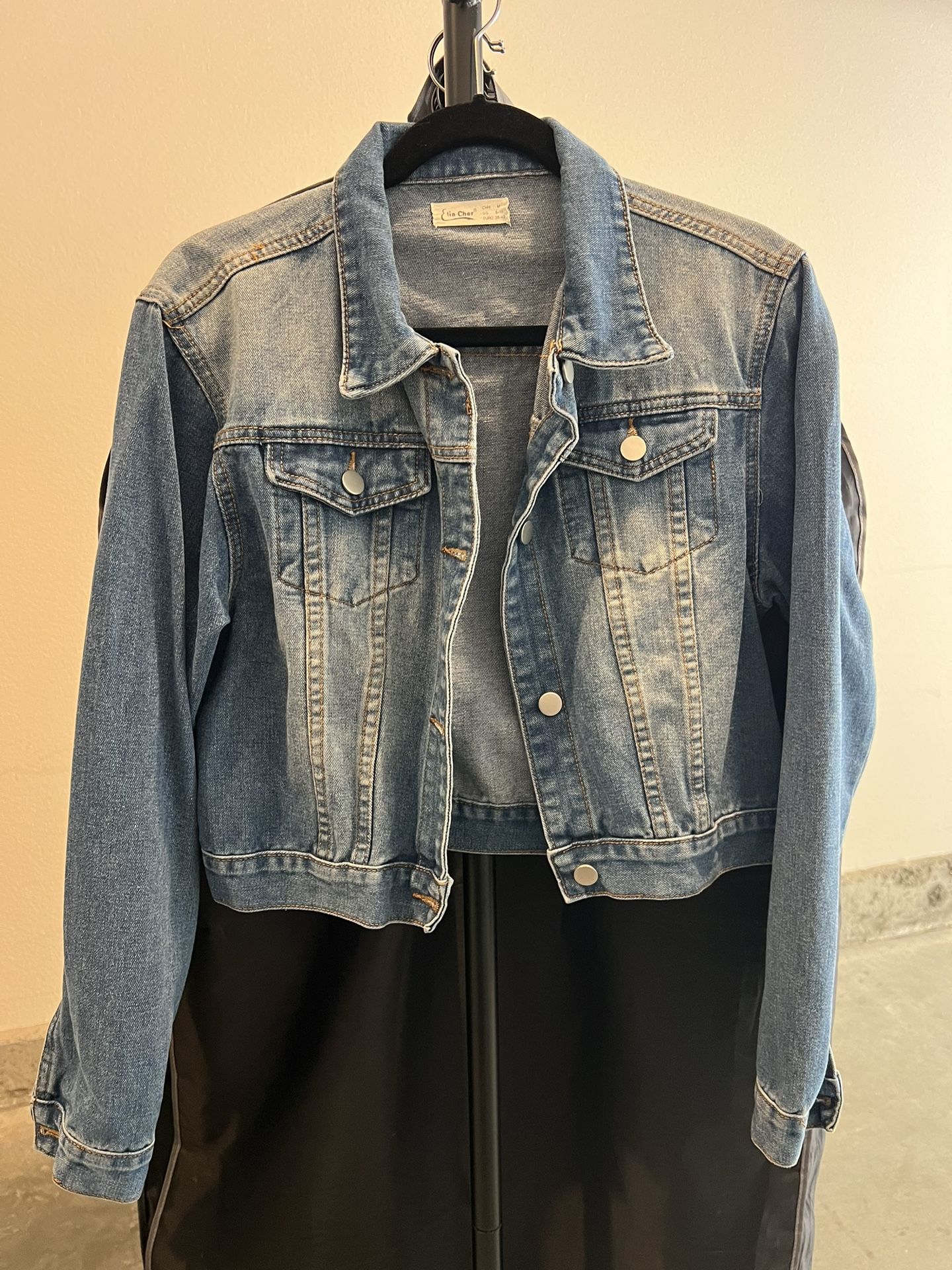 Women’s Jean Jacket