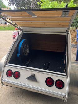 Motorcycle trailer