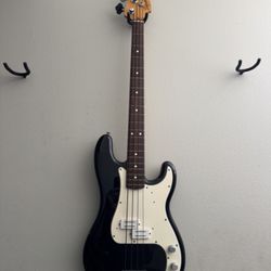 Fender Squire P-Bass 1983-84