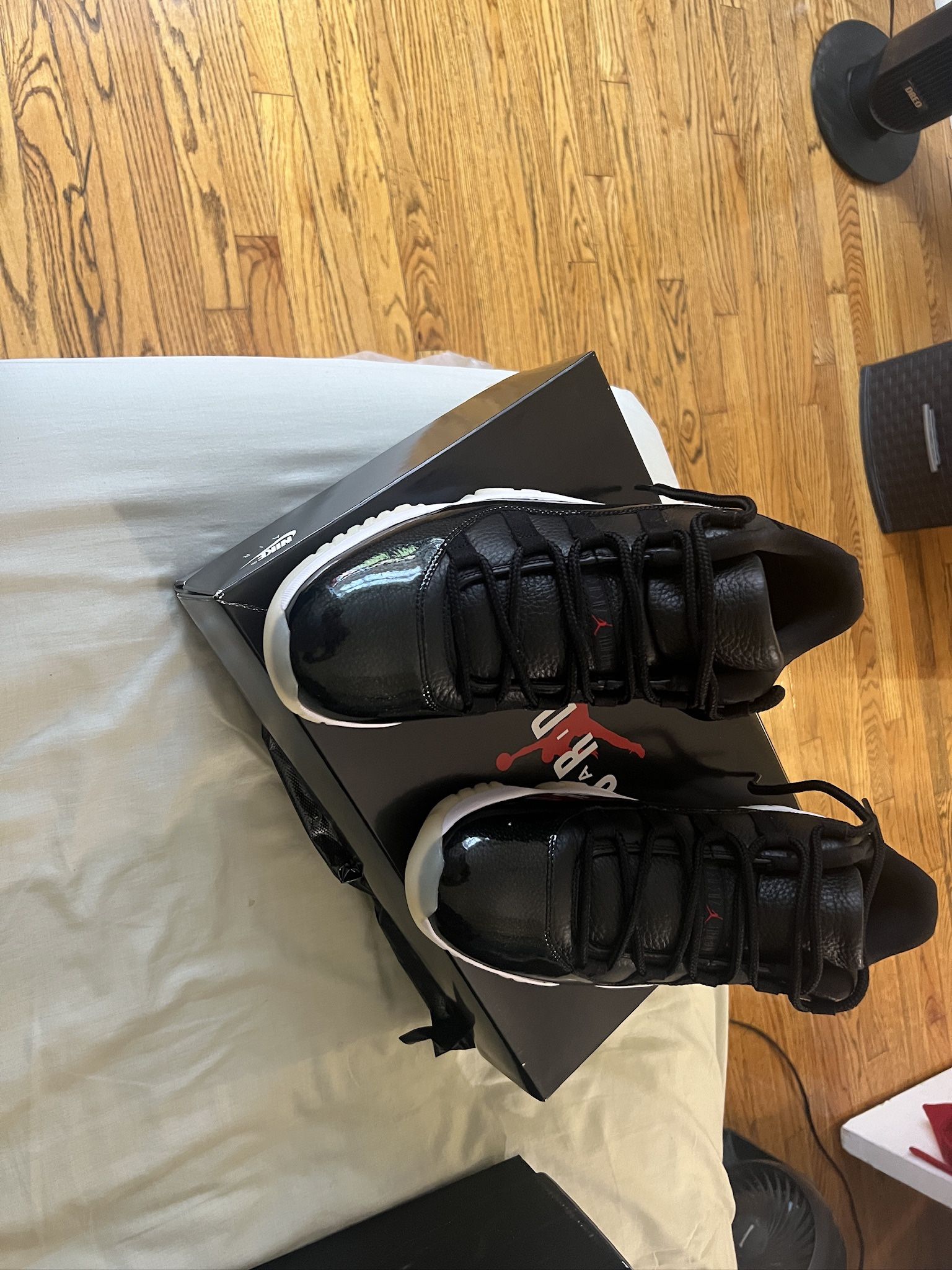 Jordan 11 Low 72-10 New Men’s 12