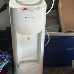 Glacier Bay Water Dispenser 