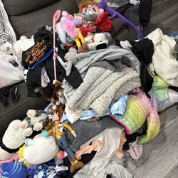 Free Clothes 