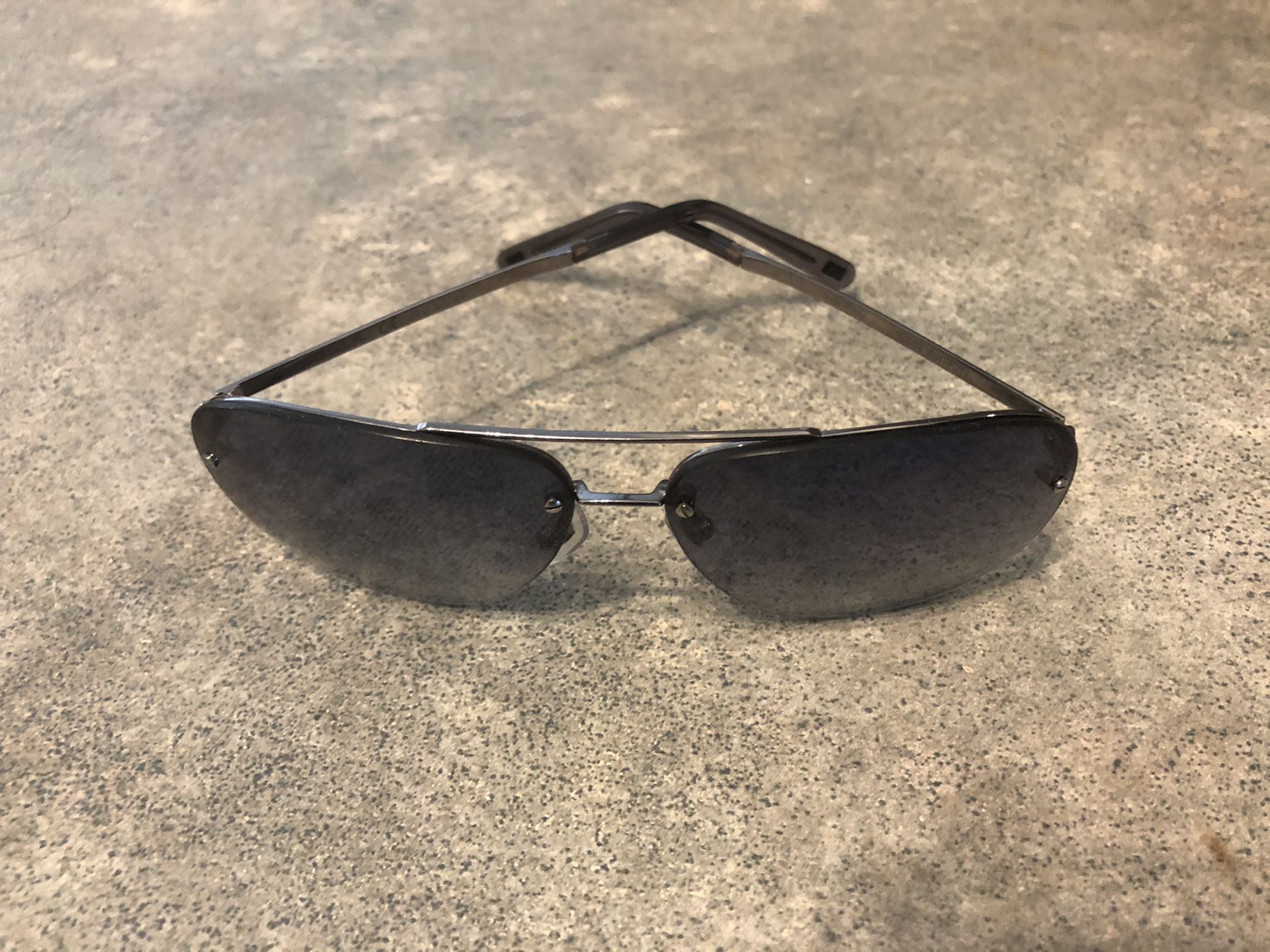 Authentic Men’s Louis Vuitton (used)aviator sunglasses.. see photos.. asking $250 OBO / eBay has them listed for $400 used.