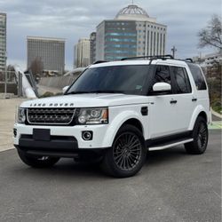 2016 Land Rovers LR4