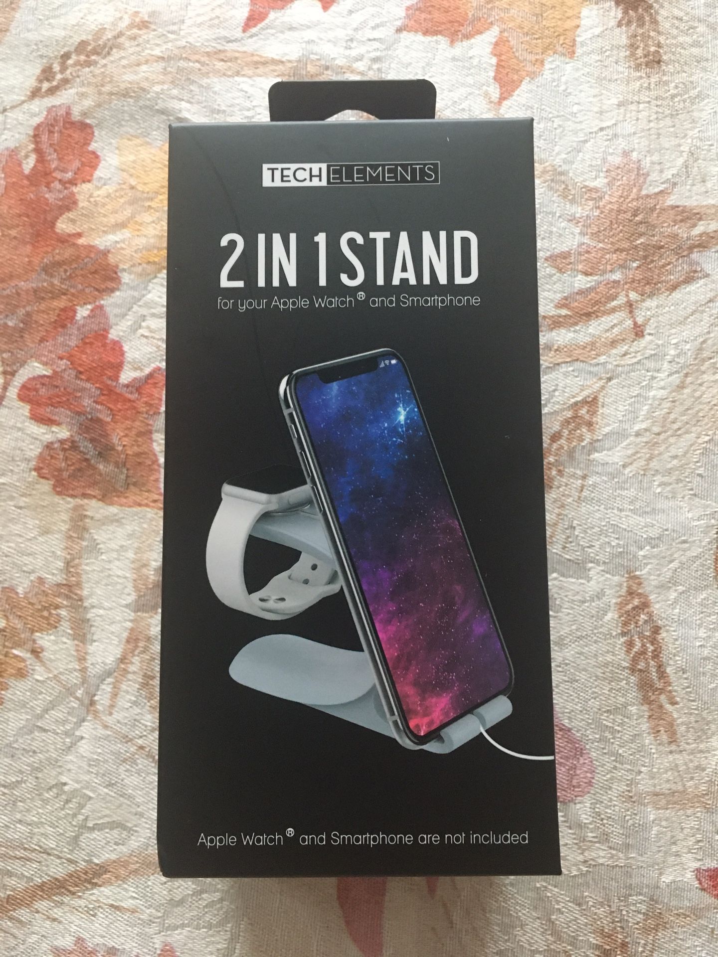 NWT 2 in 1 stand for Apple Watch and smartphone