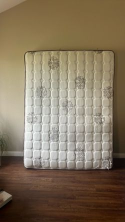 Queen mattress