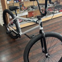 Kink Drifter 26” 2022 Model In Digital White In Stock!!