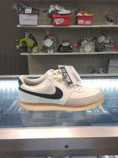 Nike