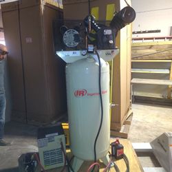 Air Compressor 