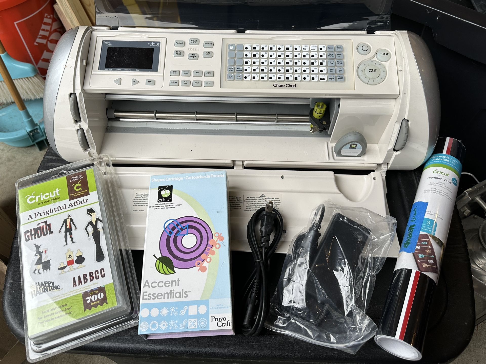 Cricut - Older Model CREX001 W/ Cartridges And Accessories