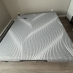 King Size Sealy Posturepedic Hybrid 11” Mattress For Sale