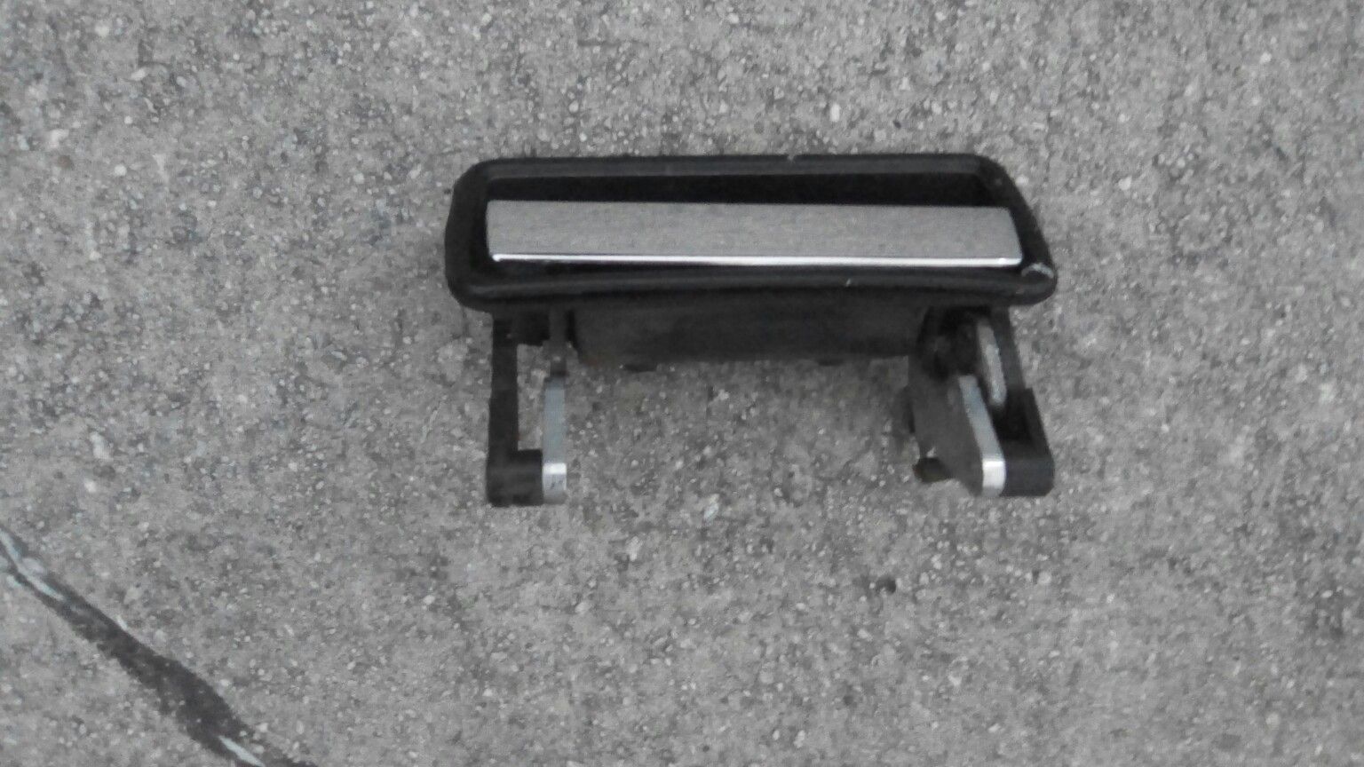 Volvo 240 Chrome Door Handle And Frame