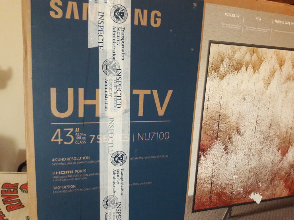 Samsung tv 43" 7series UN 7100 4K