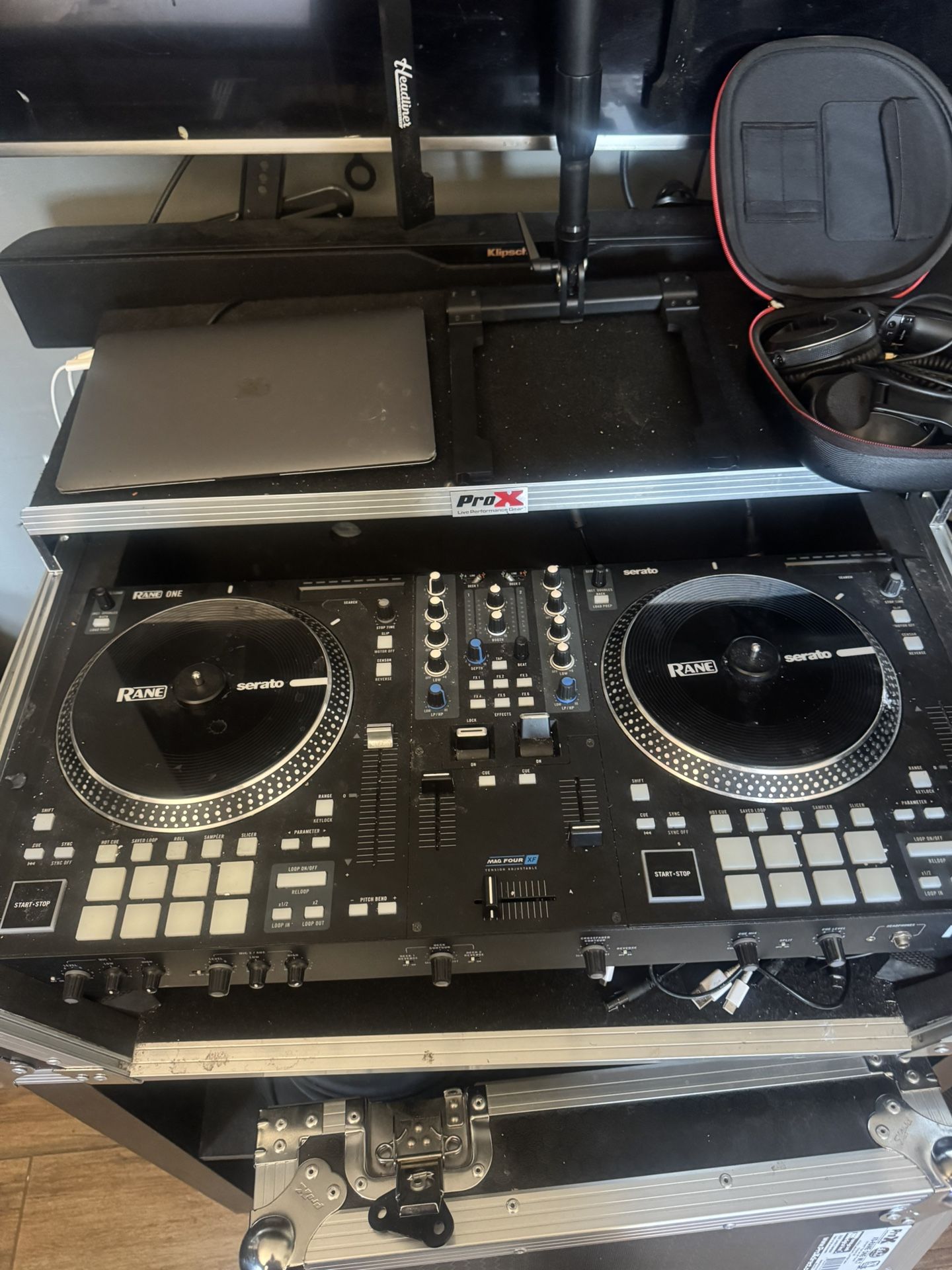 DJ Set