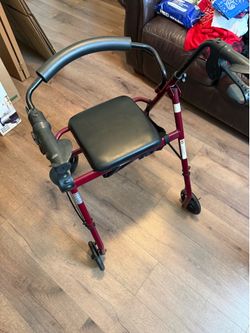 Walker w/ Seat