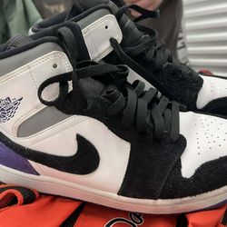 Size 12 Men's Nike Dunks