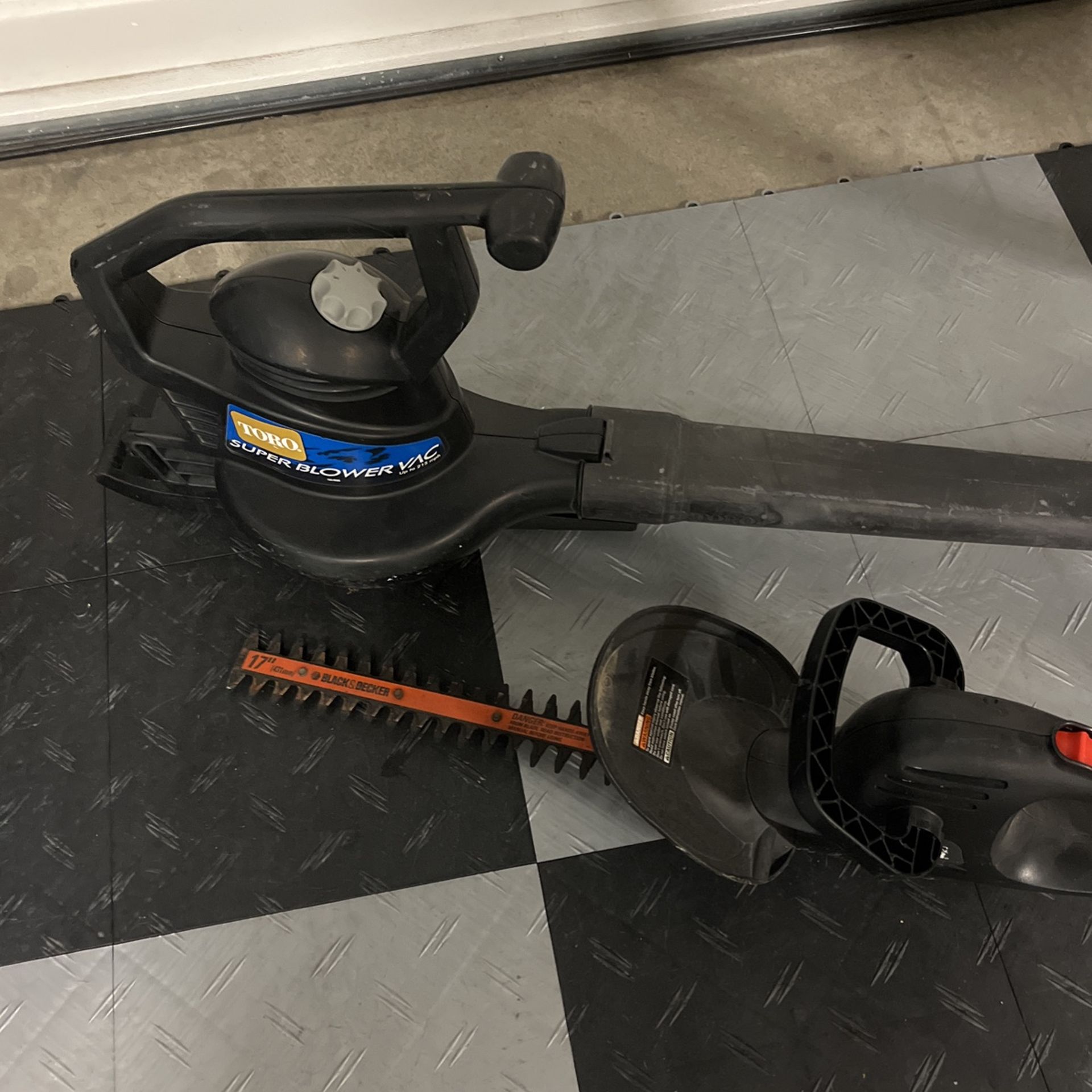 Leaf Blower And Trimmer 
