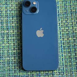 Apple iPhone 13 128GB Unlocked 