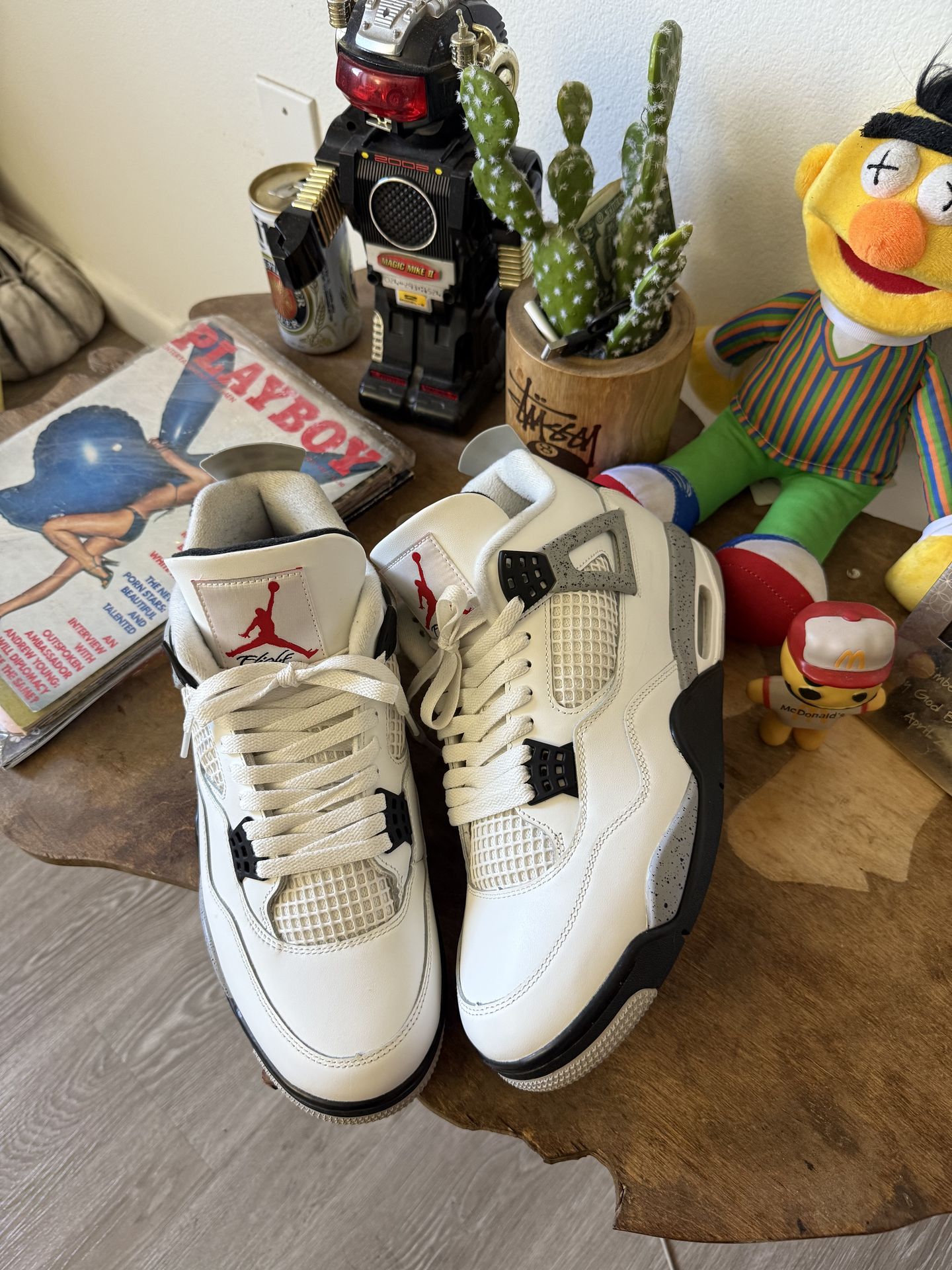 Jordan 4 white cement