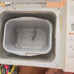 Breadman Plus Breadmaker 