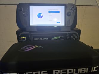 ROG Ally X(Like New) and Travel Case
