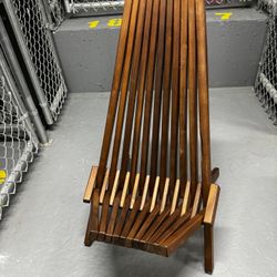 Melino Folding Lounge Chair – Solid Wood