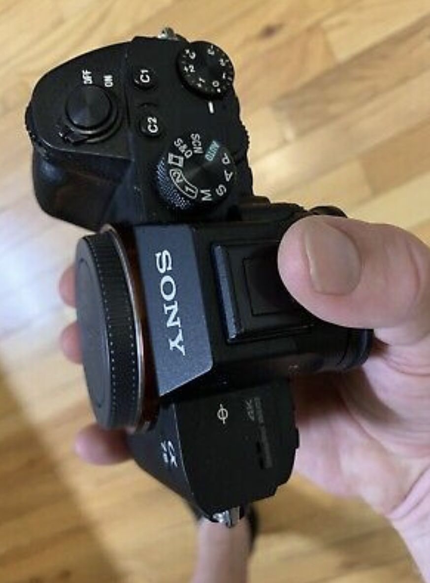 Sony Alpha A7 III 24.2MP Digital Camera - Black (Kit with FE 28-70 mm...