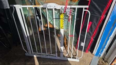 Baby gate