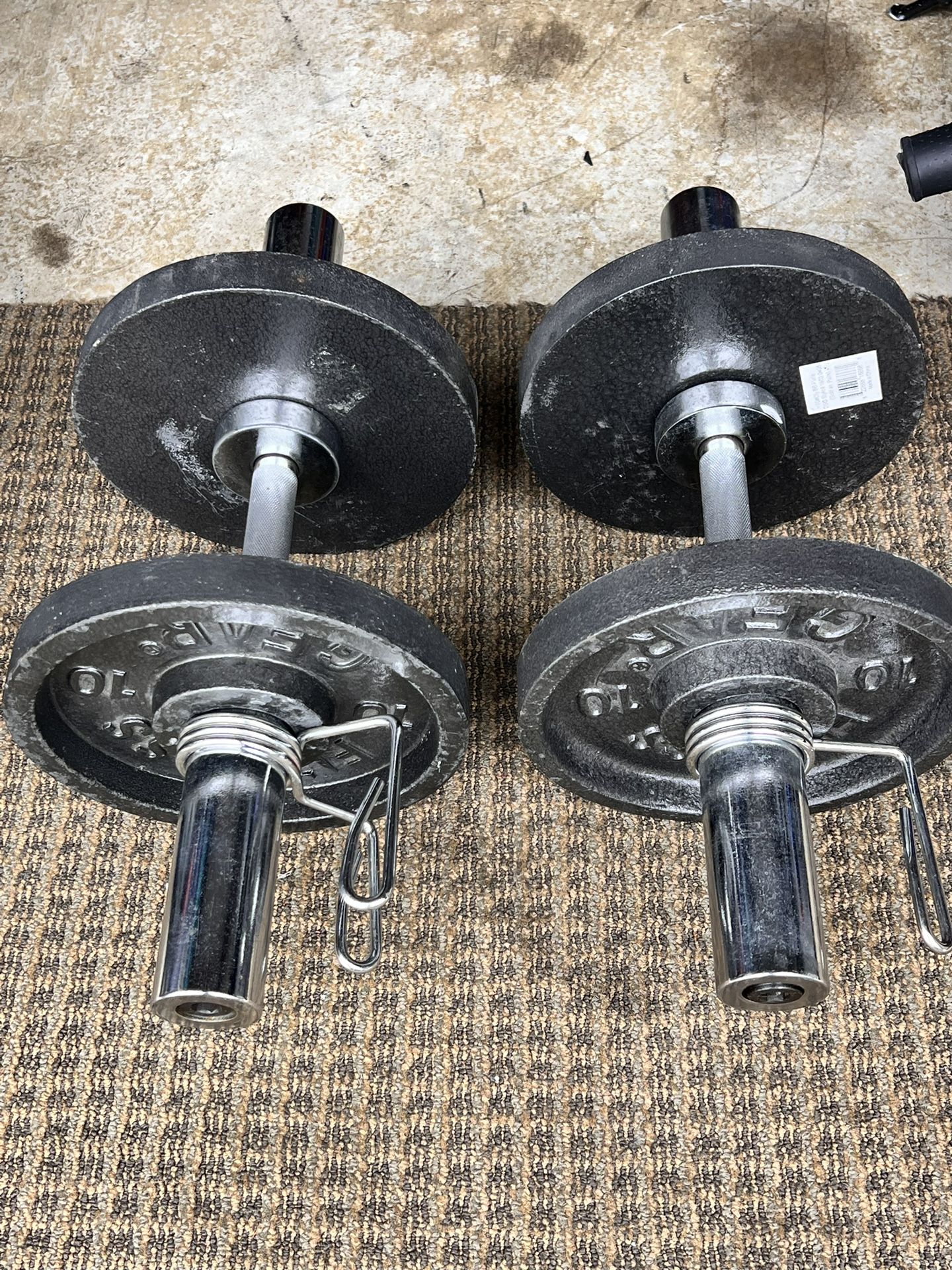 TWO 60 LB SOLID DUMBBELLS EACH ONE 30LB FOR SALE