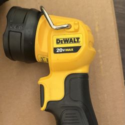 Dewalt 20v Max Cordless Led Worklight