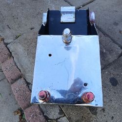 VINTAGE SPARE TIRE HOLDER!!! 150$